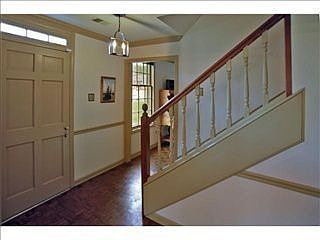 3rd image of 8815 Renfrew Ln