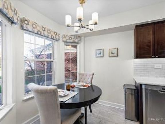 5th image of 278 Green Knoll Ln