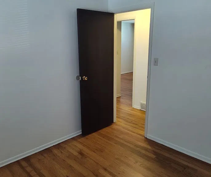 8431 Franklin St — Photo 12