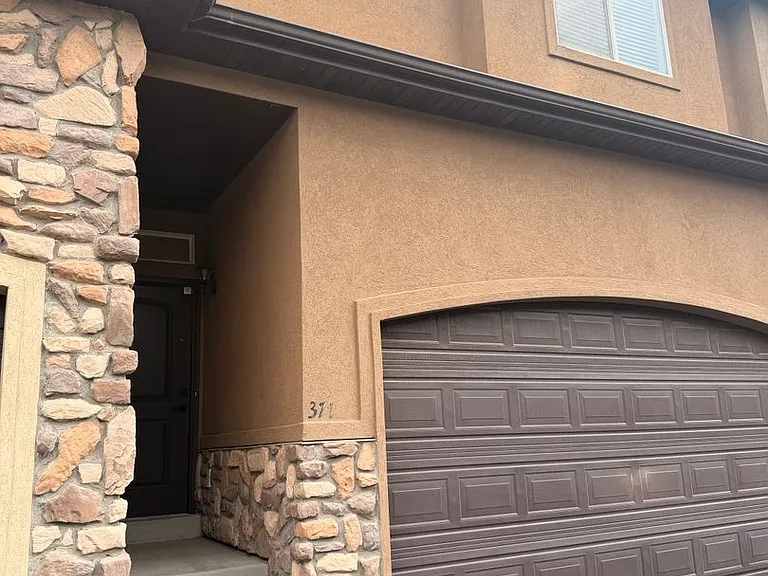 371 S 790 W — Photo 1