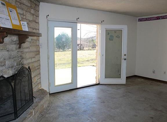 3rd image of 553 County Road 4877
