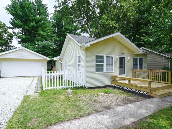 52090 Oakland Ave, South Bend, IN 46637