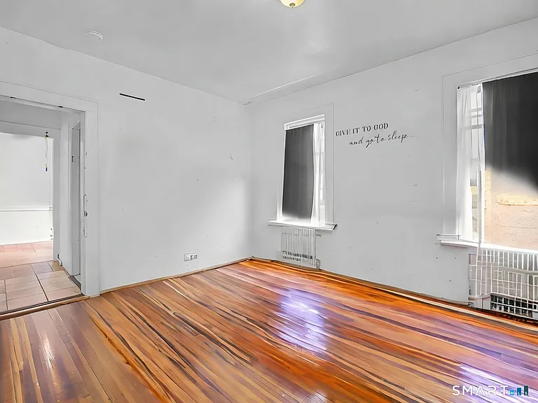 1872 North Ave #2 — Photo 8