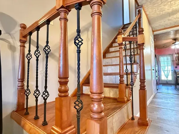 809 E Wiconisco Ave, Tower City, PA 17980