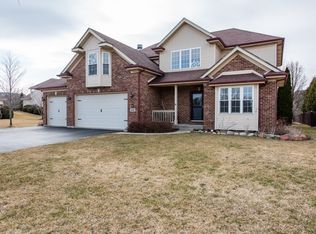 332 Fossland Ave, Winthrop Harbor, IL