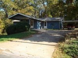 2 Hedges Cir, Bella Vista, AR 72715