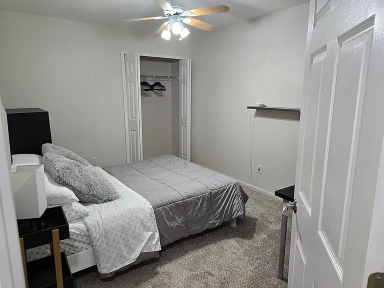 1652 Redstone Ct — Photo 39
