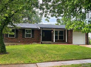 6841 Thurston Ave, Saint Louis, MO 63134