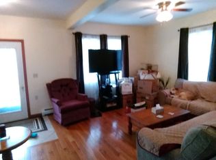 46 Robinson St, Silver Creek, NY 14136