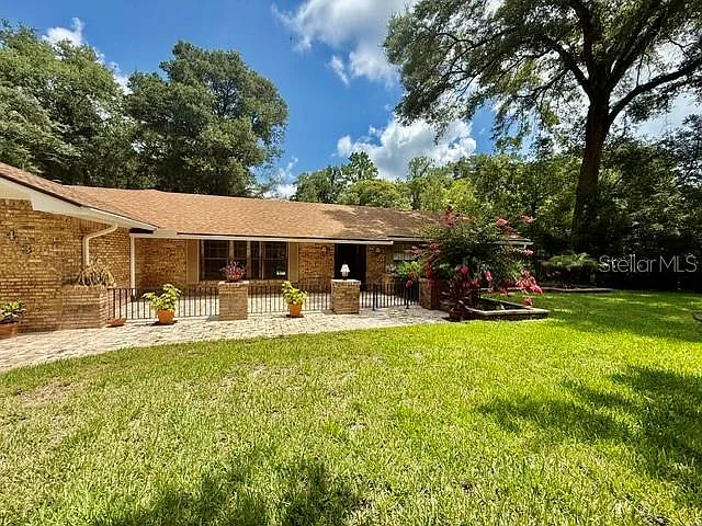 543 Princewood Dr — Photo 2