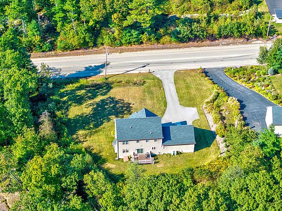 5th image of 60 Foxboro Rd