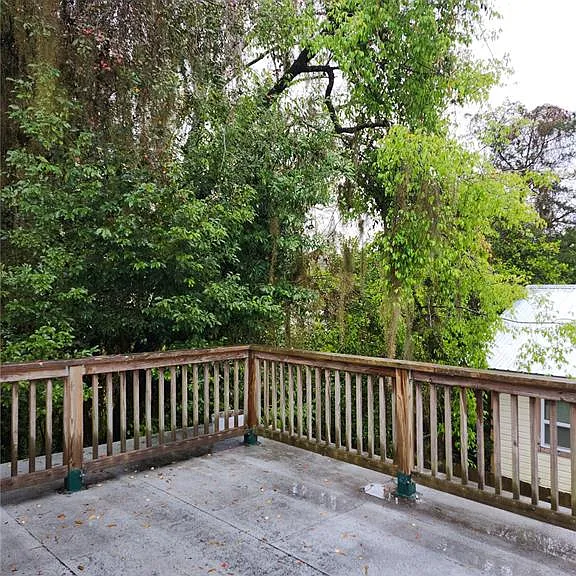 421 NW 10th Ave — Photo 10
