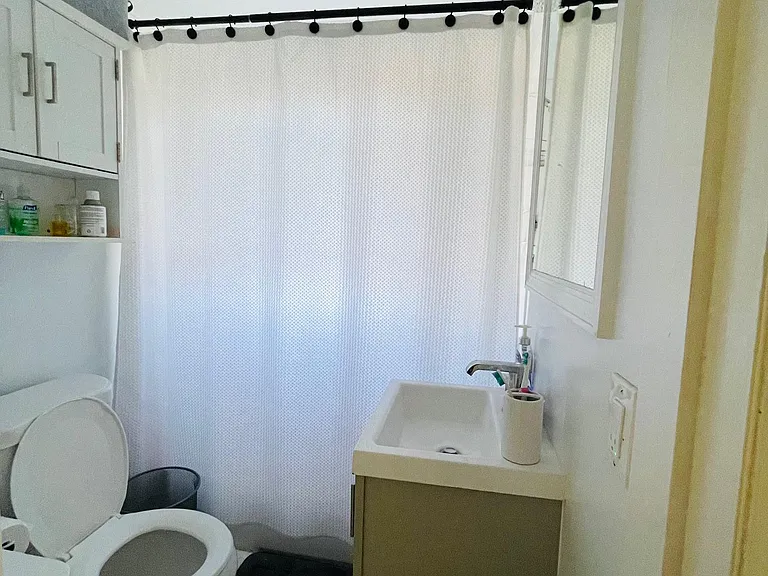 44 Evergreen Ave #2 — Photo 7