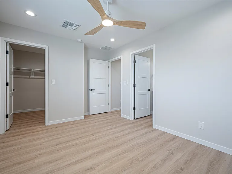 739 N Queen Ave #2 — Photo 18