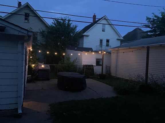 4th image of 1601 Lincoln Ave #1