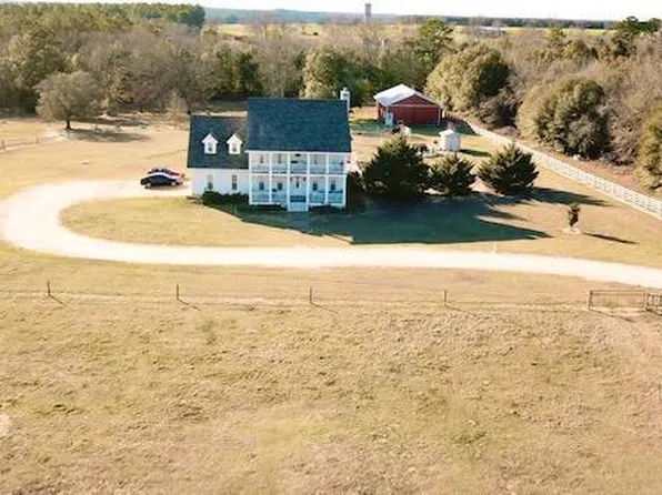 654 County Road 21, Headland, AL 36345