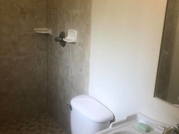 5th image of 4830 Key Madeira Dr