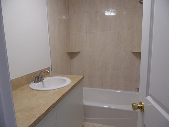 5th image of 70 Hancock St APT 3D