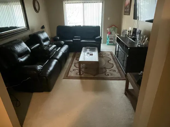 413 Silver Ct, Hamilton, NJ 08690