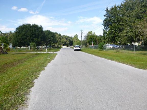 5th image of 6726 Brookridge Trl