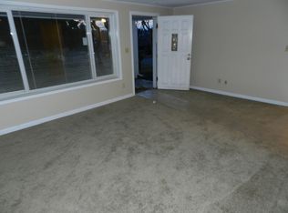 9402 24th Ave SW, Seattle, WA 98106