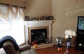 2nd image of 643 Willowcrest Pl