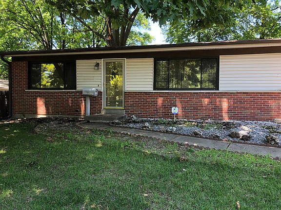 2nd image of 2565 Churchill Downs Dr