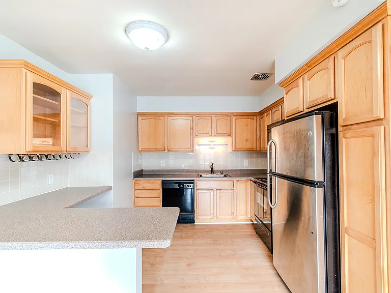 361 N Eton St #5 — Photo 7