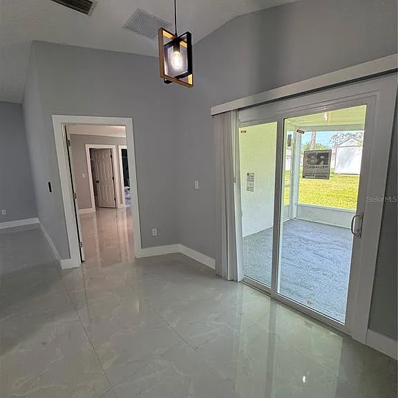 12 Reynolds Pl — Photo 8