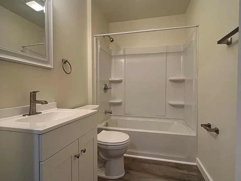 2217 Spring St #1 — Photo 6