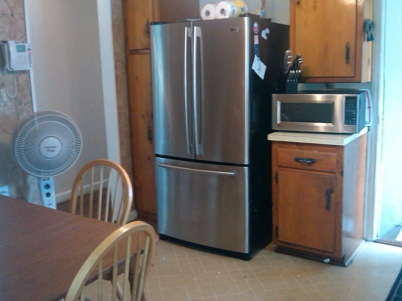 1st image of 61 Morris Dr
