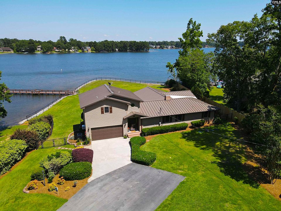 1st image of 545 Superior Cir