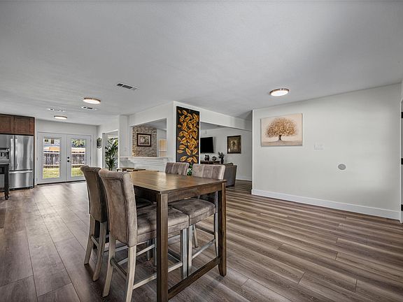 4th image of 3802 Hawkshead Dr