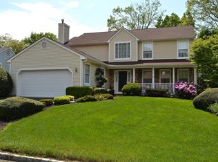 27 Spruce Hollow Dr, Howell, NJ 07731