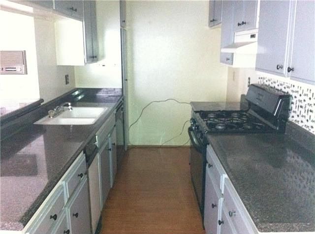 2nd image of 10063 Lola Ln