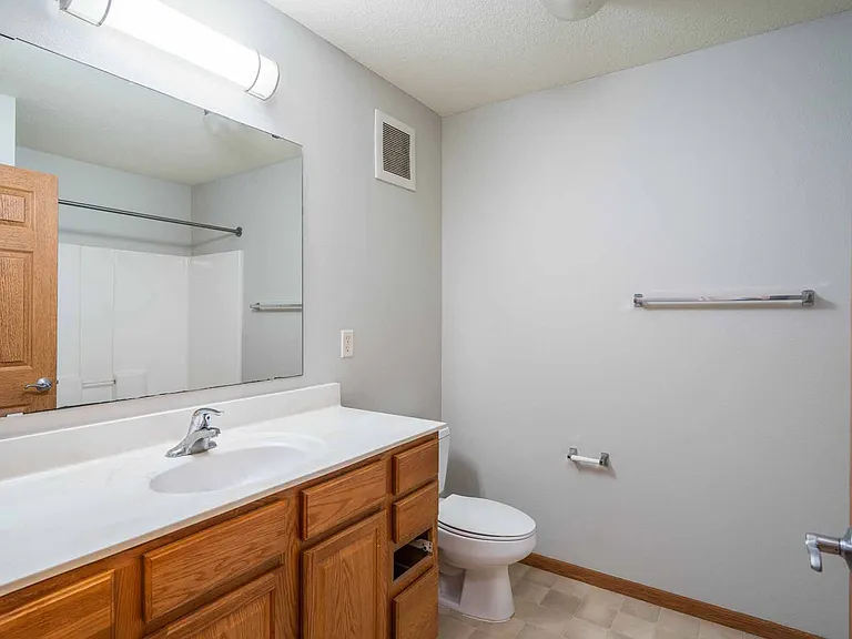 Jordan Valley Townhomes — Photo 14