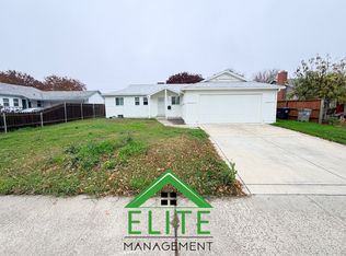 2030 Arliss Way, Sacramento, CA 95822