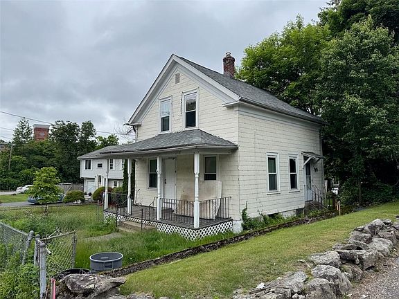 3rd image of 37 Angell St
