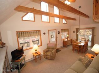 6109 Chickasa Dr, Pocono Lake, PA