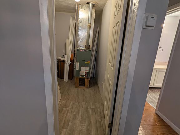 4th image of 364 Blaine Ave