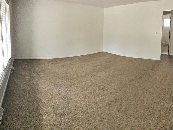 Very large front room with lots of light