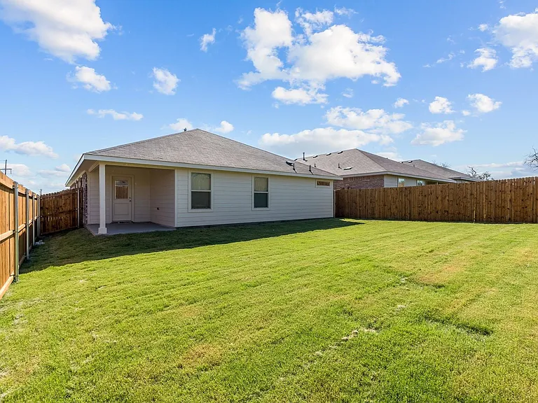 5812 Harvey Gap Ln — Photo 17
