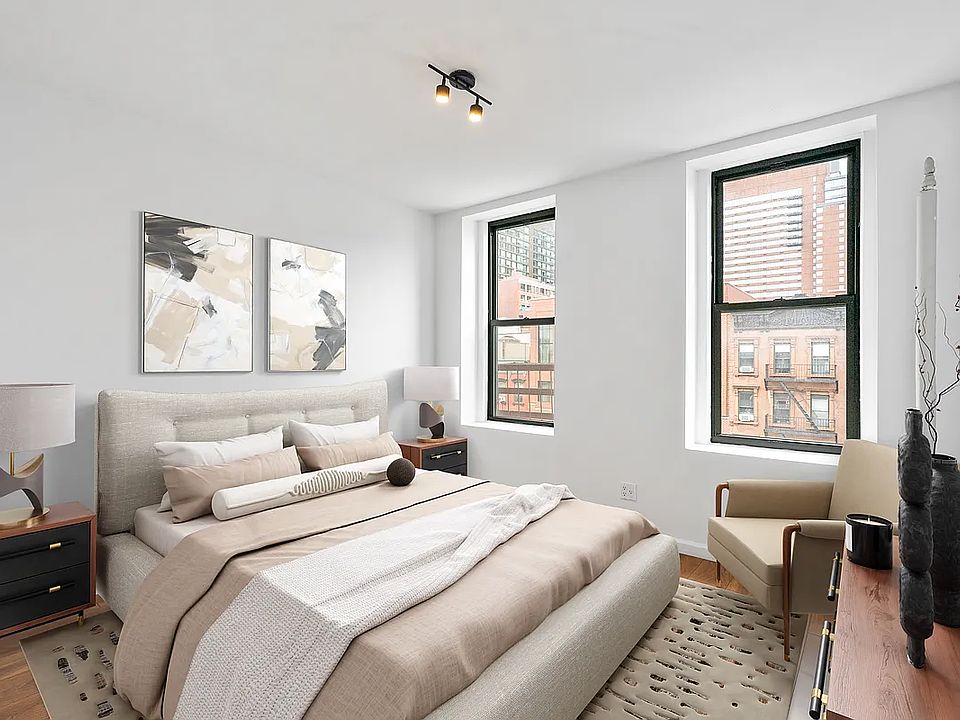 1st image of 723 11th Ave #4A