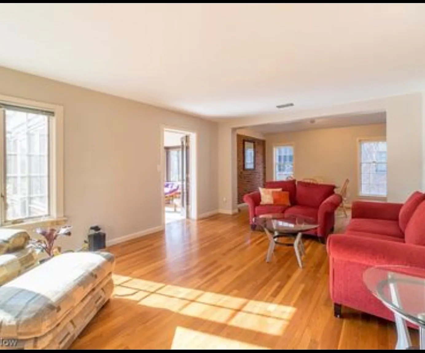3 bed, 1.5 bath, 1808 sqft, $2,300 — Photo 3
