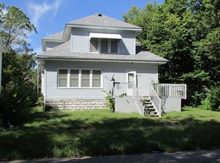1017 Logan Ave, Waterloo, IA 50703
