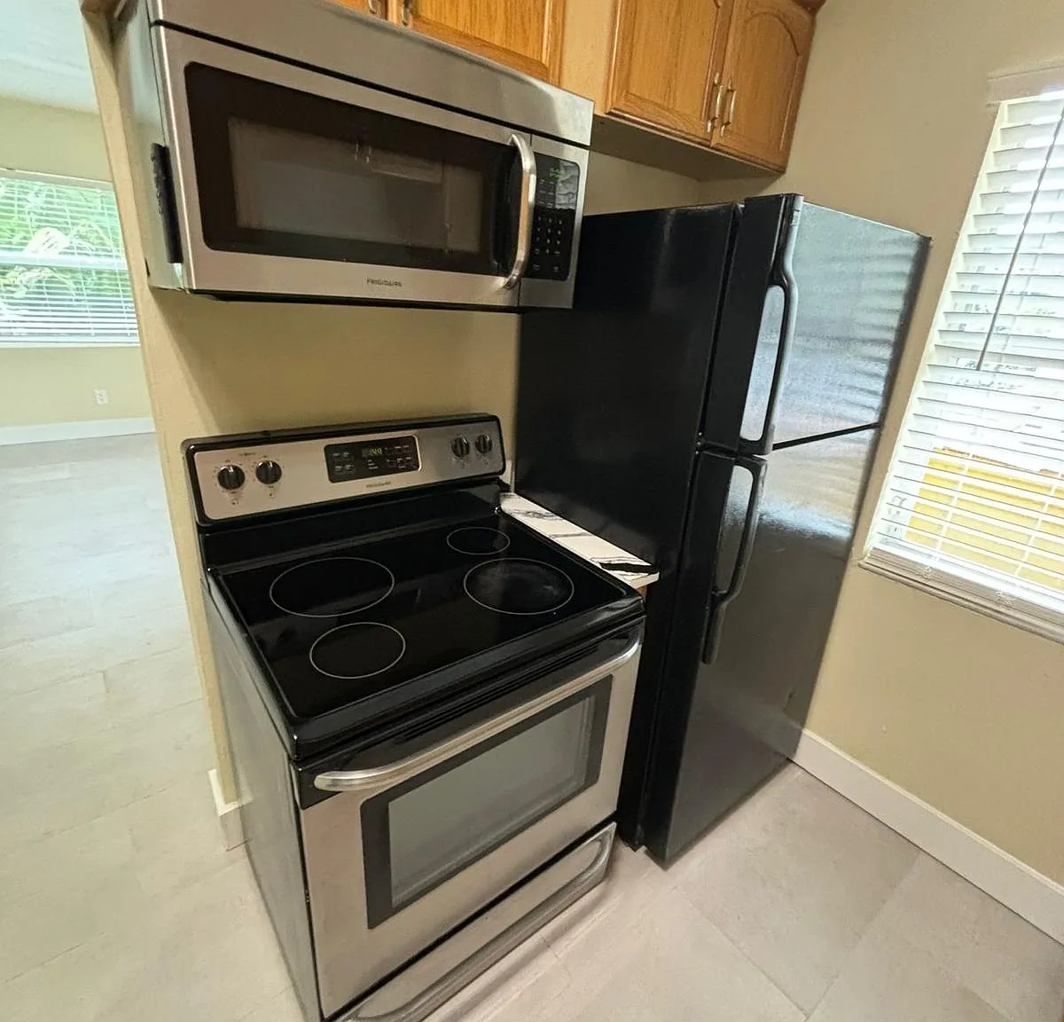 2 bed, 640 sqft, $1,675 — Photo 3