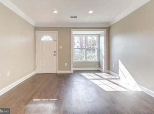 4216 Sauterne Ct, Chantilly, VA 20151