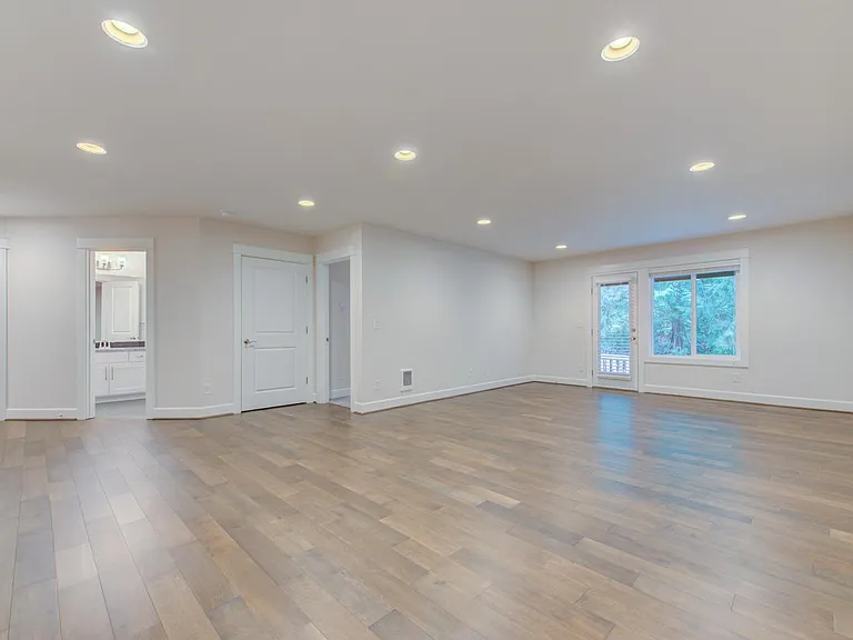 491 5th Ave NE — Photo 20