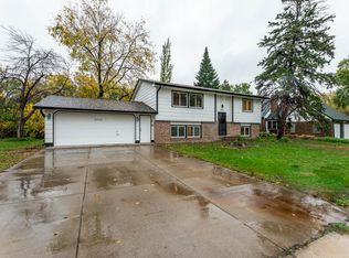 6908 64th Ave N, Brooklyn Park, MN 55428