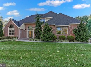 36 Grist Mill Ln, West Grove, PA 19390